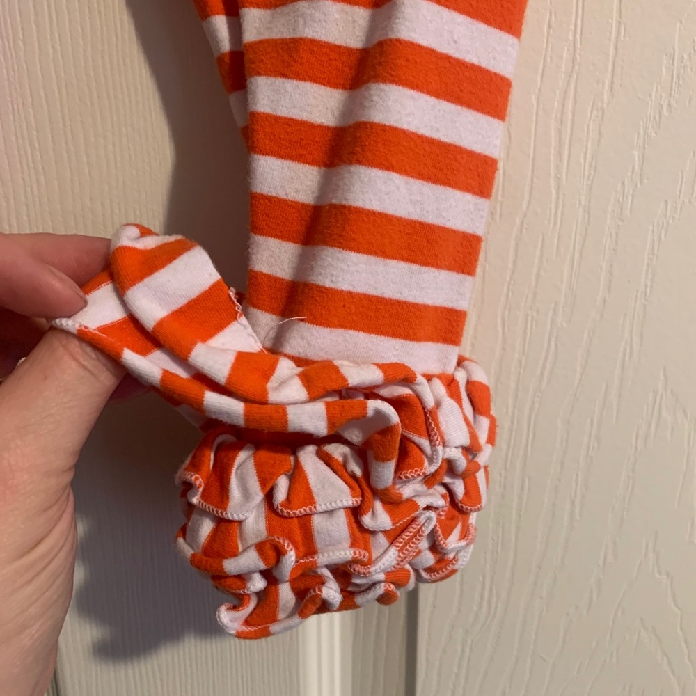 Ruffle pants - Picture 2 of 3